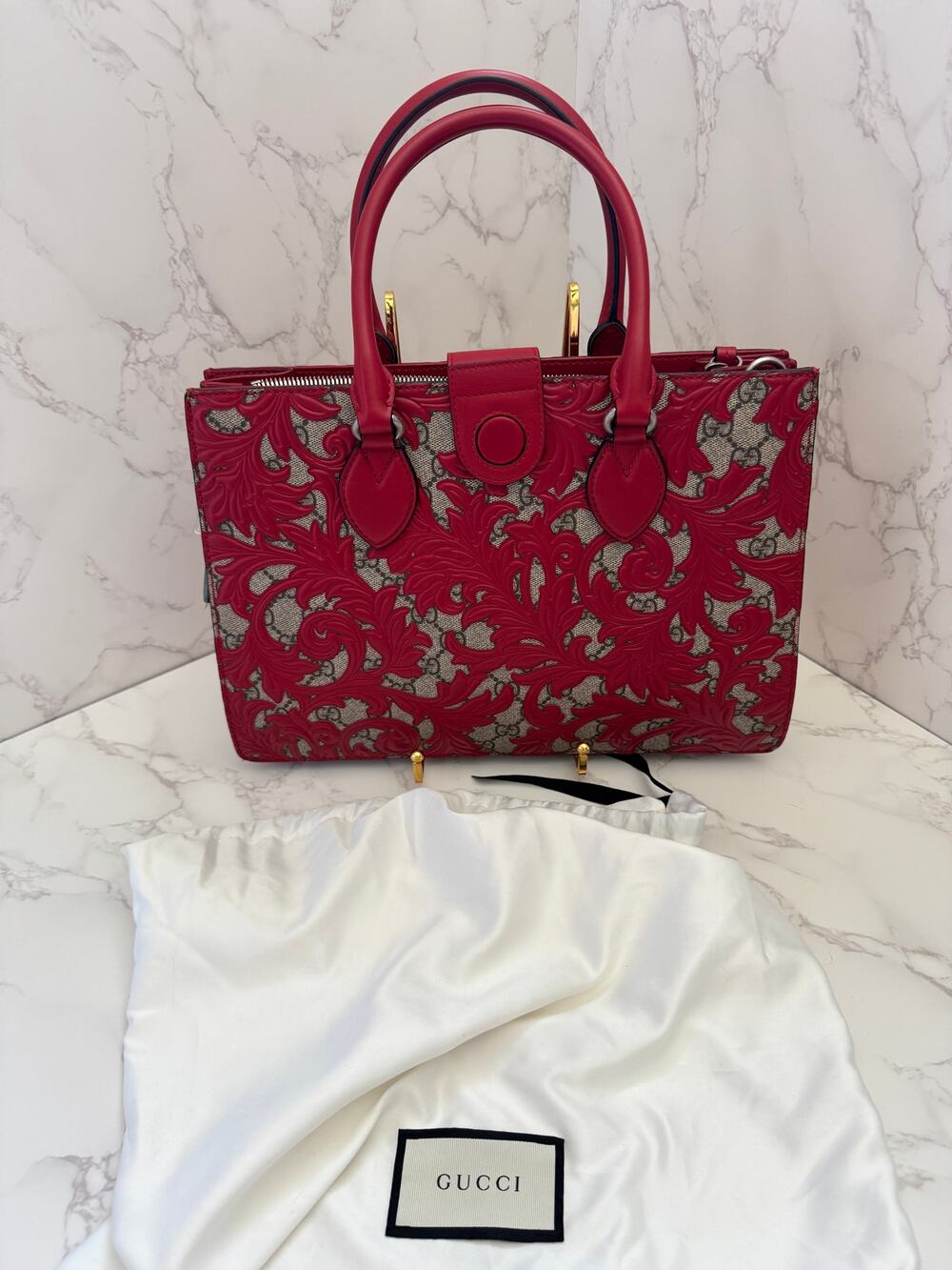 Gucci GG Supreme Canvas Arabesque Tote Bag